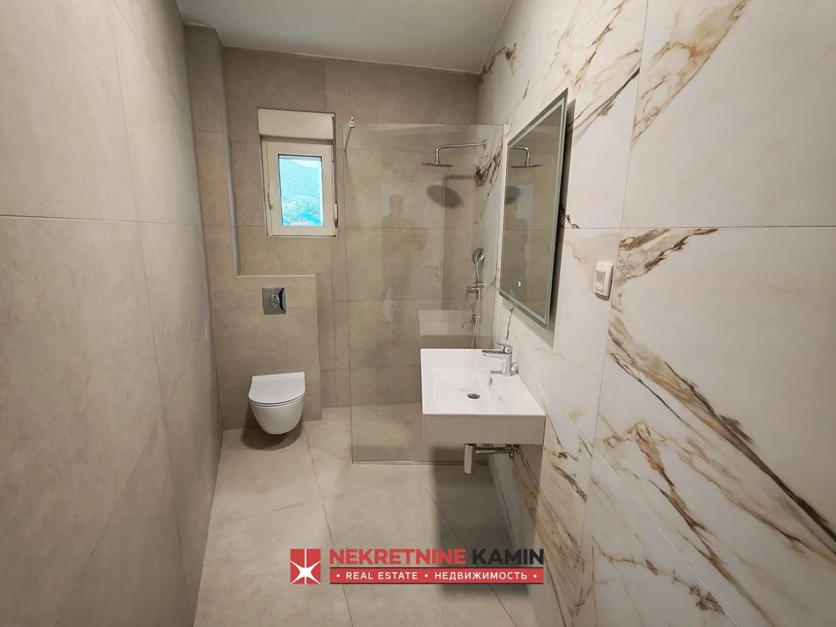 Prodaja, dvosoban stan, 65m², Centar, Budva