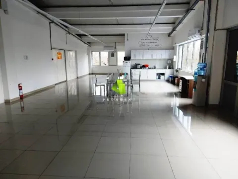 Izdavanje, poslovni prostor, 530m², Medijana, Niš