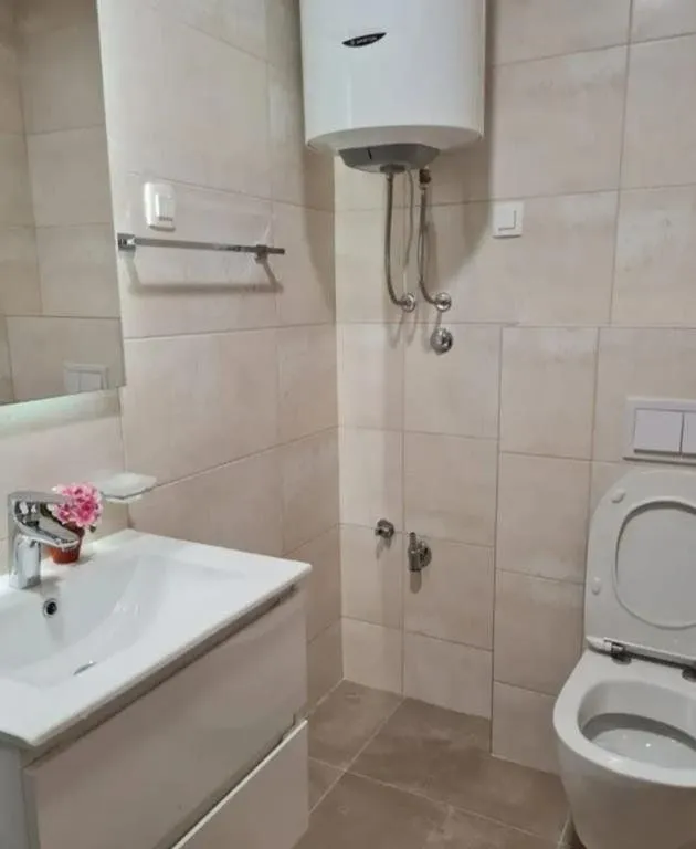 Rent, office space, 25m², Master Kvart, Podgorica