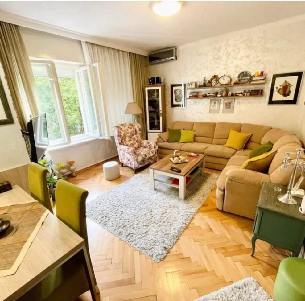 Izdavanje, jednosoban stan, 55m², Centar, Podgorica