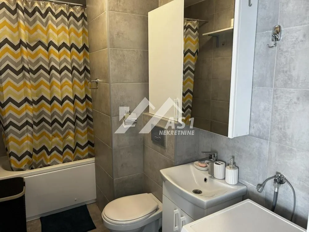 Izdavanje, jednosoban stan, 37m², Novi Sad Sve Podlokacije, Novi Sad