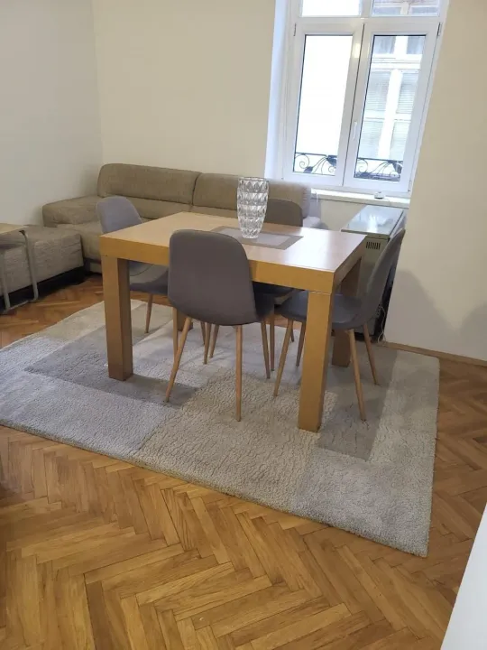 Rent, two bedroom apartment, 32m², Stari Grad, Beograd