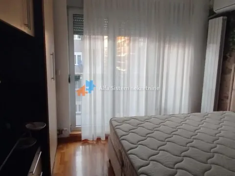 Izdavanje, četvorosoban stan, 108m², Lekino Brdo, Voždovac Sve Podlokacije - image 16