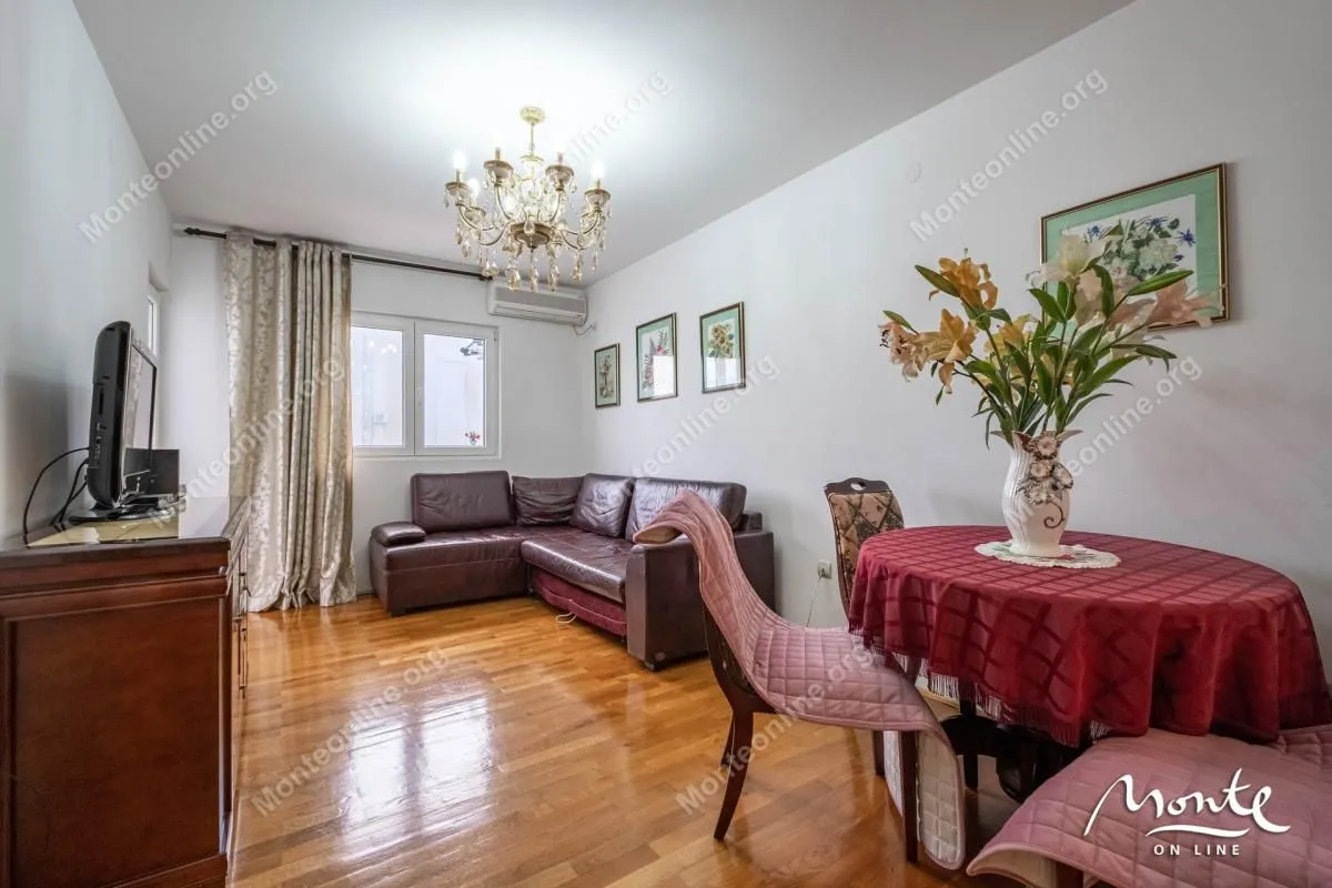 Prodaja, jednosoban stan, 42m², Babin Do, Budva