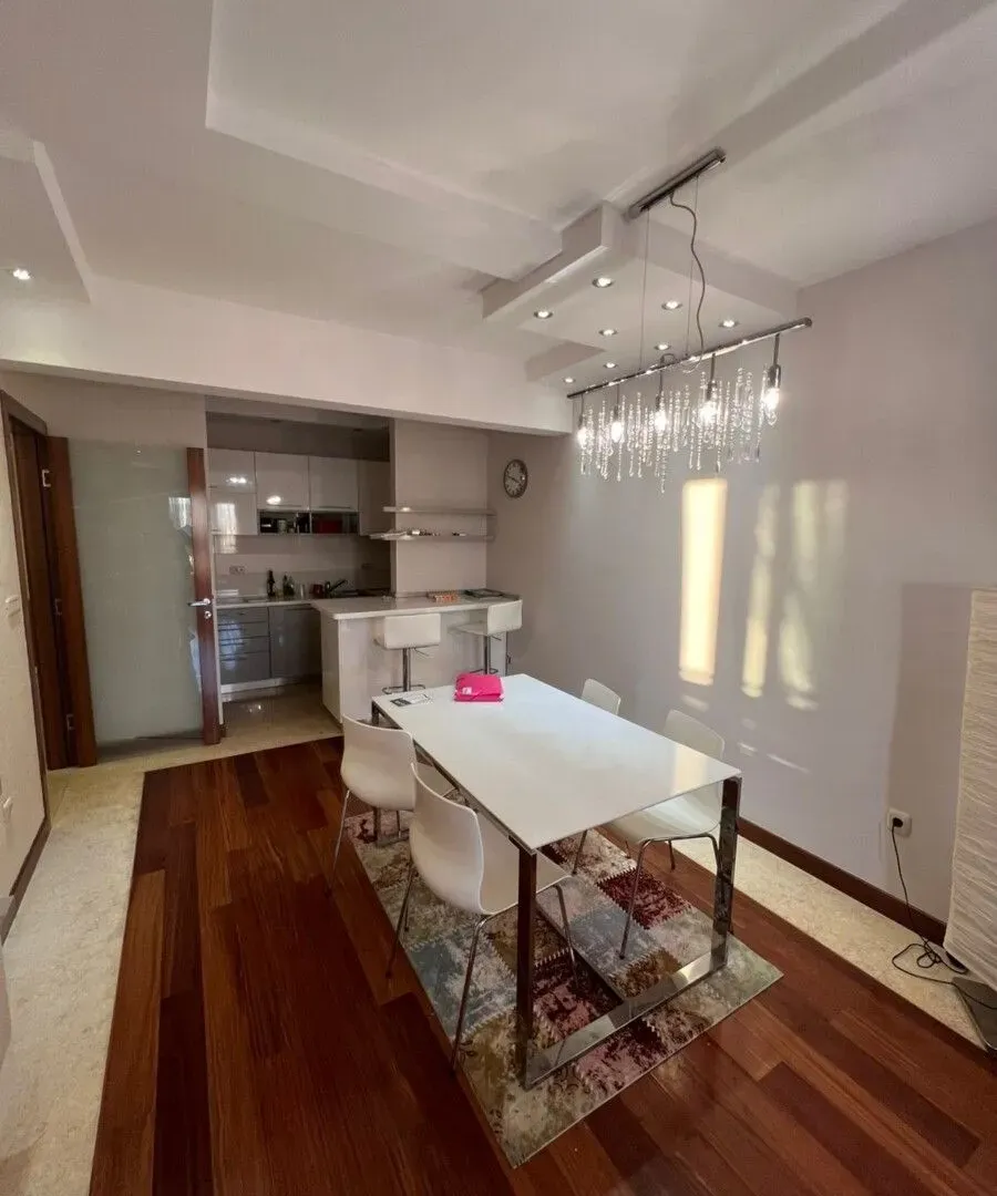 Prodaja, stan, 79m², Centar, Podgorica