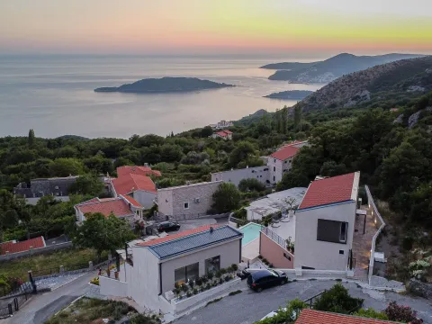 Sale, house, 257m², Kuljače, Budva - image 2