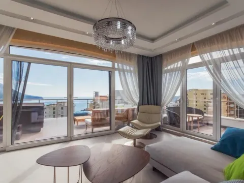 Izdavanje, trosoban stan, 146m², Bečići, Budva - image 3