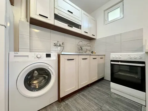Rent, one bedroom apartment, 37m², Centar, Budva - image 5