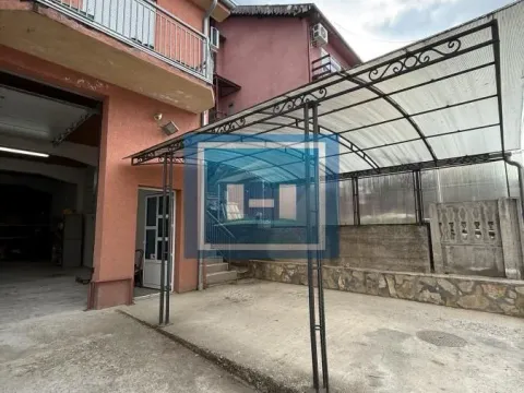 Poslovni prostor in Strelište