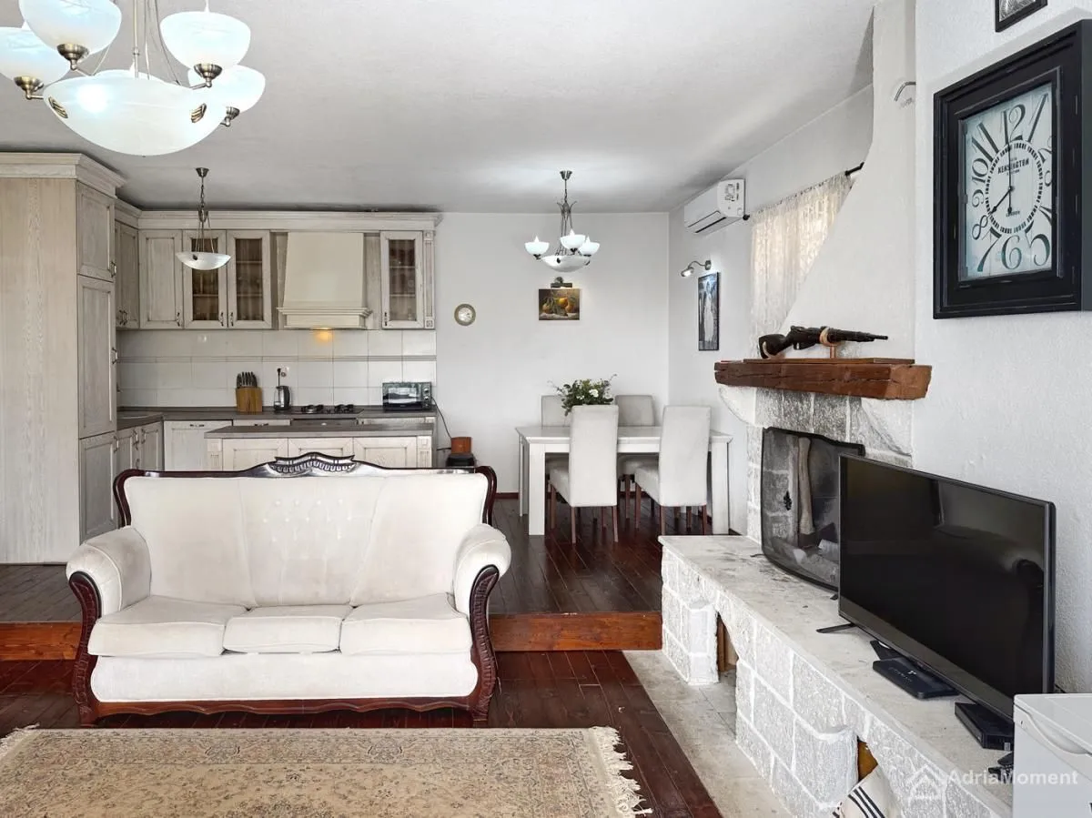 Prodaja, kuća, 162m², Zagora, Kotor