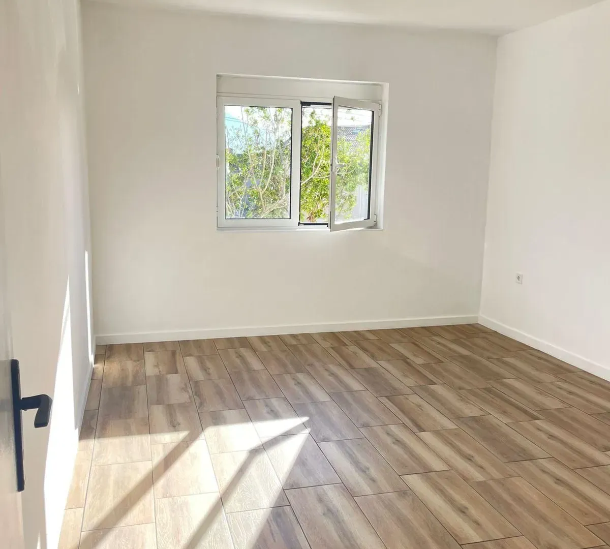 Prodaja, kuća, 118m², Dumidran, Tivat