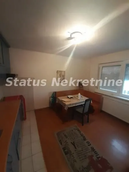 Prodaja, kuća, 200m², Futog, Novi Sad Sve Podlokacije
