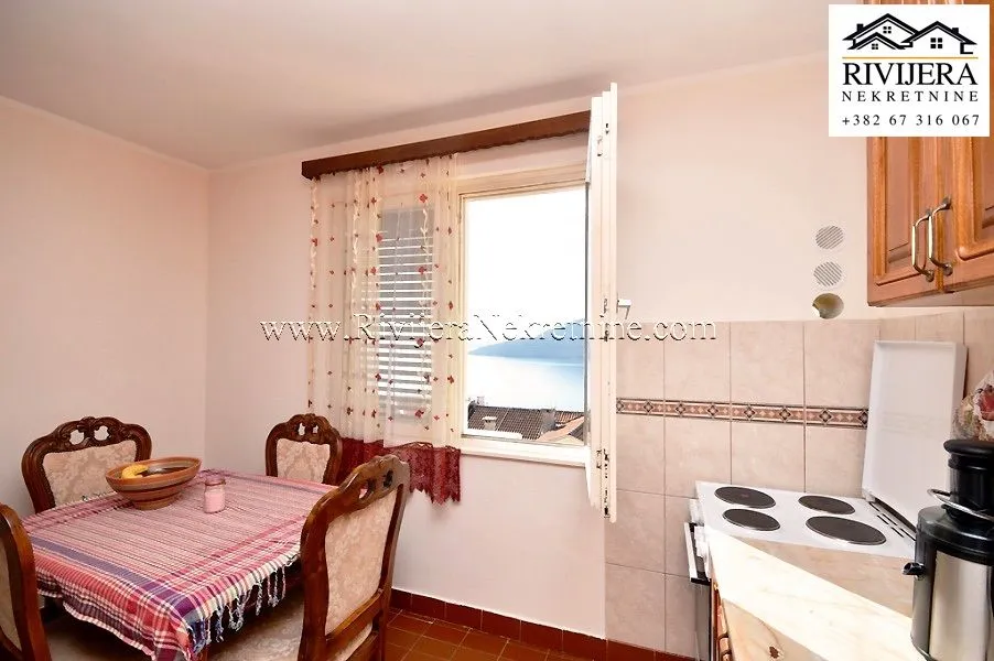 Prodaja, jednosoban stan, 52m², Herceg Novi, Crna Gora