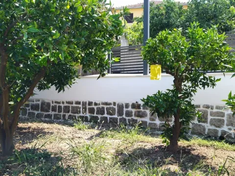 Prodaja, kuća, 199m², Bar, Crna Gora - image 2