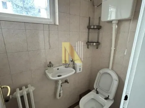 Izdavanje, poslovni prostor, 123m², Jodna Banja, Novi Sad Sve Podlokacije - image 6