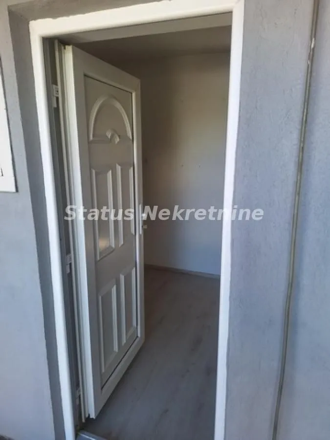 Prodaja, jednosoban stan, 29m², Podbara, Novi Sad Sve Podlokacije