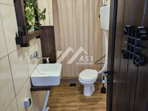 Izdavanje, kuća, 80m², Sremska Kamenica, Petrovaradin - image 7