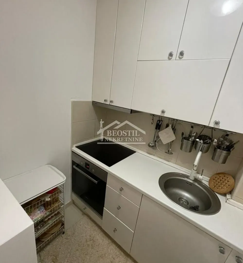 Rent, one bedroom apartment, 41m², Kluz, Zvezdara Sve Podlokacije