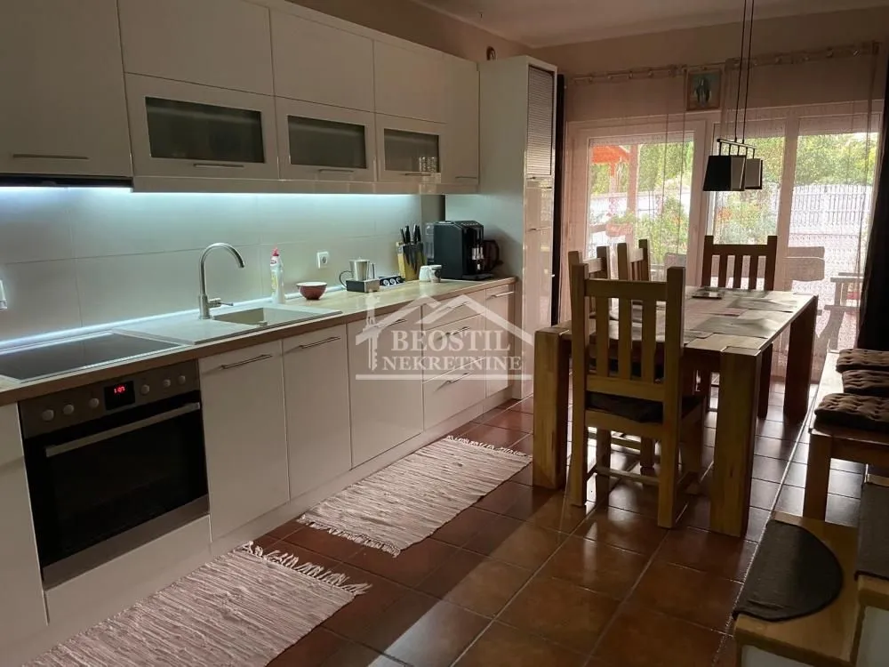 Prodaja, kuća, 418m², Carina, Smederevo
