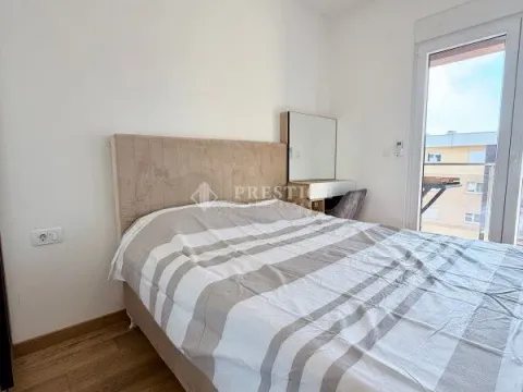 Rent, one bedroom apartment, 45m², City Kvart, Podgorica - image 8