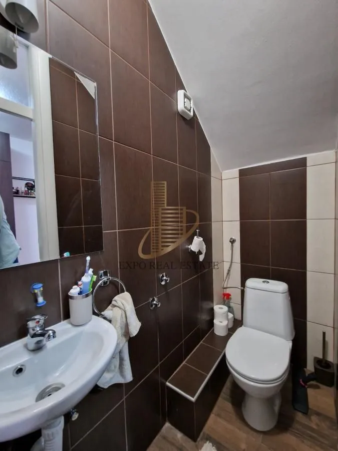 Prodaja, četvorosoban stan, 120m², Nova Detelinara, Novi Sad Sve Podlokacije