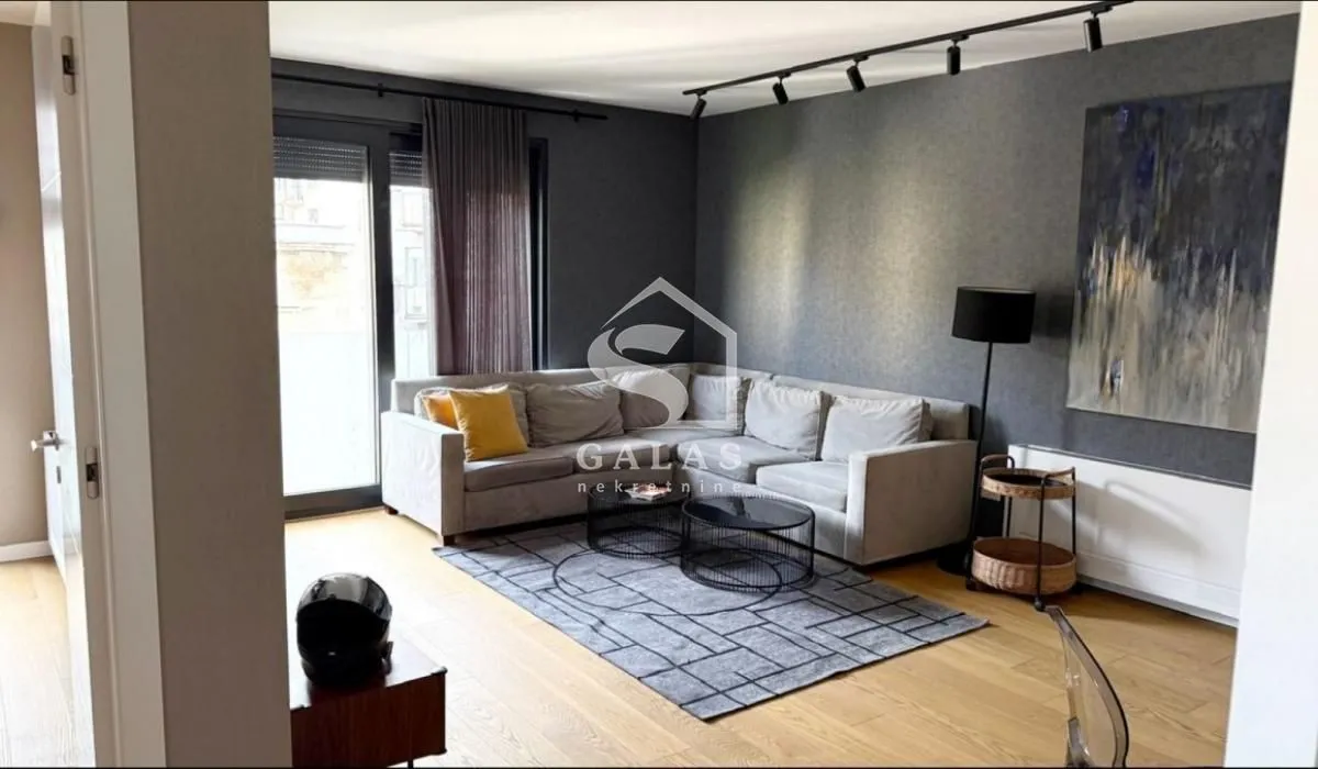 Sale, three bedroom apartment, 78m², Neimar, Vračar Sve Podlokacije