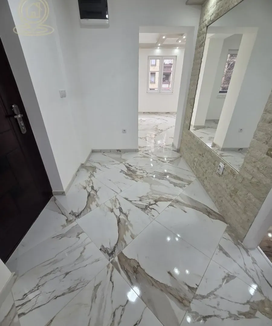Prodaja, četvorosoban stan, 112m², Medijana, Niš