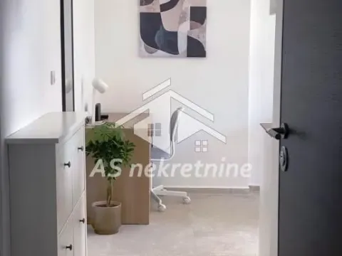 Rent, one bedroom apartment, 40m², Vračar Sve Podlokacije, Beograd - image 11