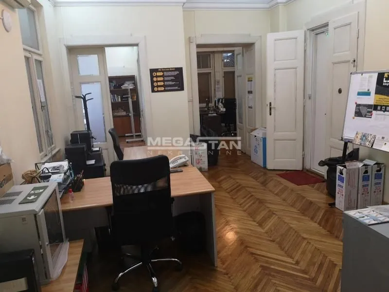 Rent, office space, 132m², Skadarlija, Beograd