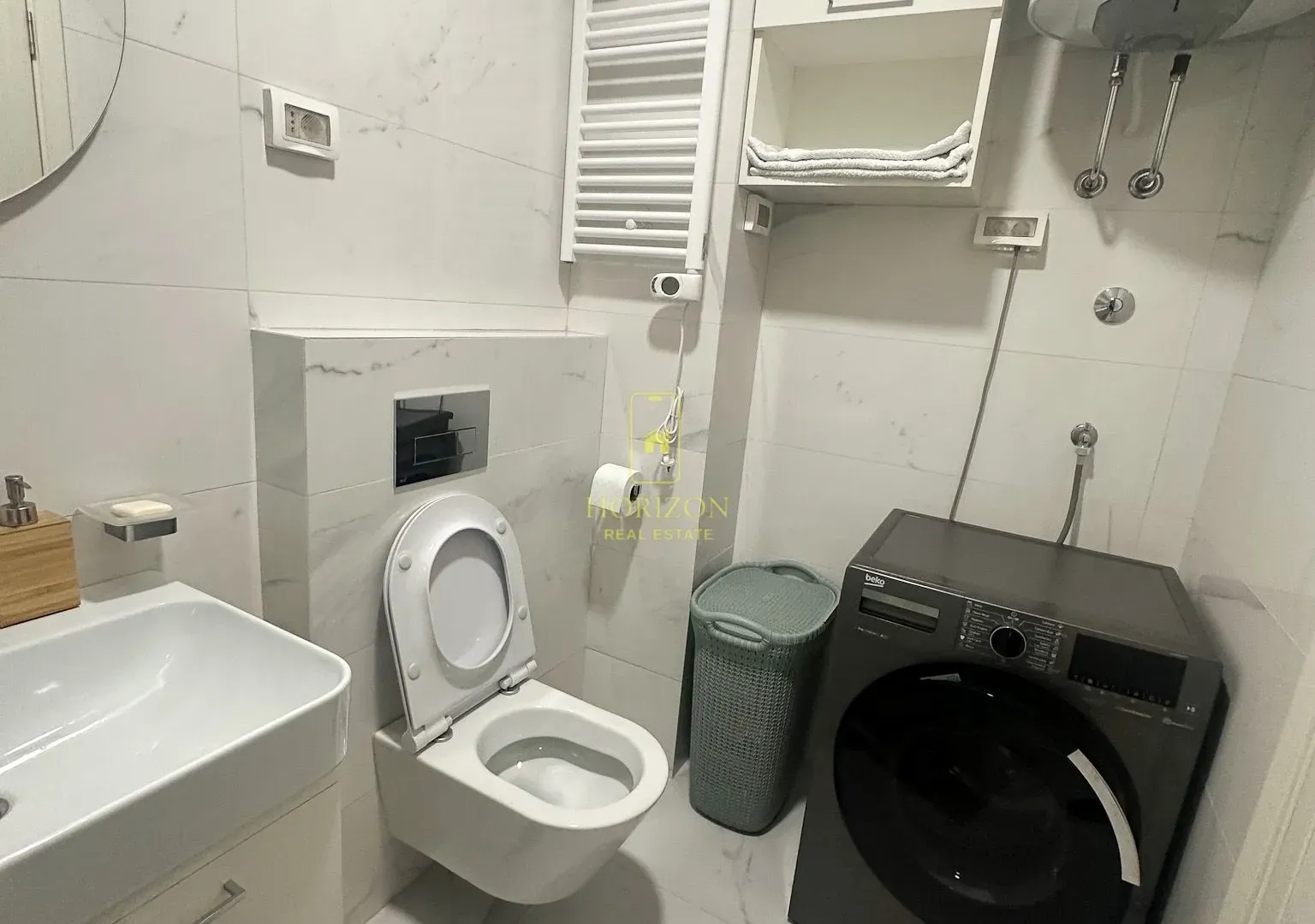 Prodaja, jednosoban stan, 40m², Central Point, Podgorica