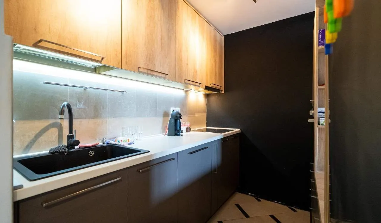 Prodaja, trosoban stan, 90m², Seoce, Budva