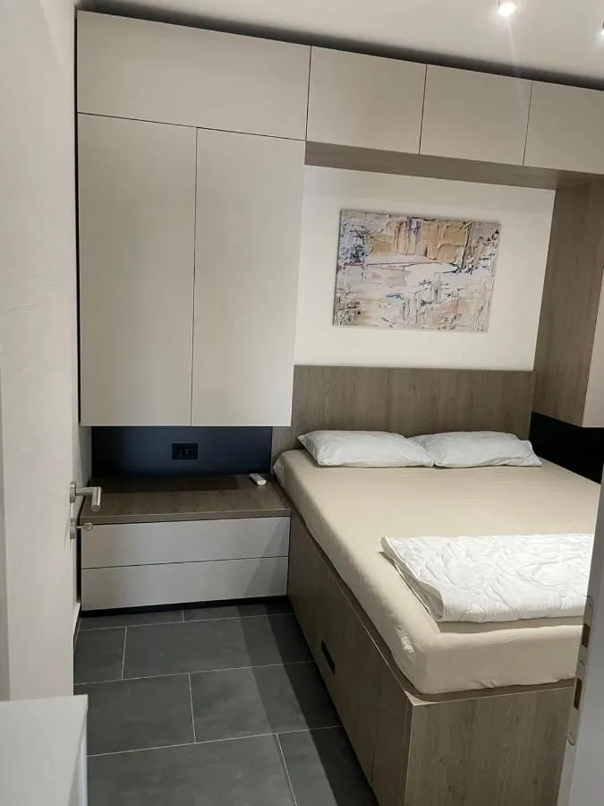 Prodaja, dvosoban stan, 50m², Tivat, Crna Gora