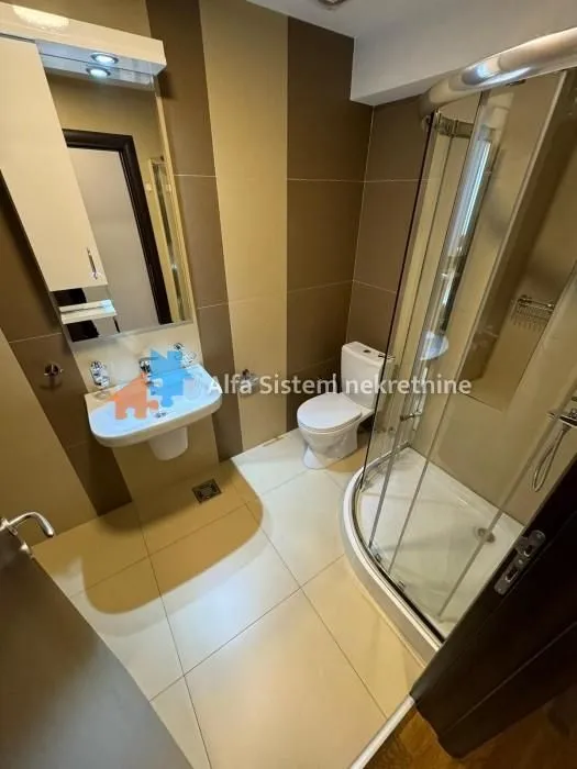 Izdavanje, dvosoban stan, 55m², Sarajevska, Beograd