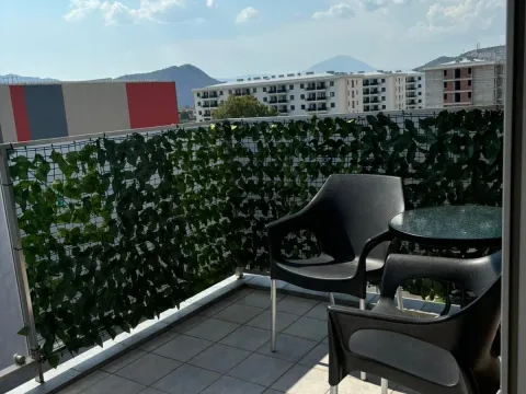 Izdavanje, jednosoban stan, 54m², City Kvart, Podgorica - image 10