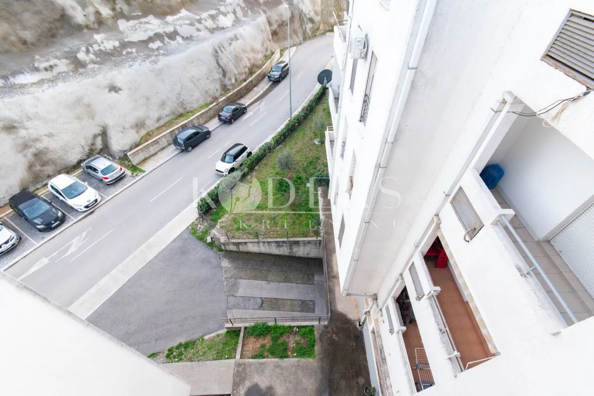 Rent, studio apartment, 25m², Vezirov Most, Podgorica