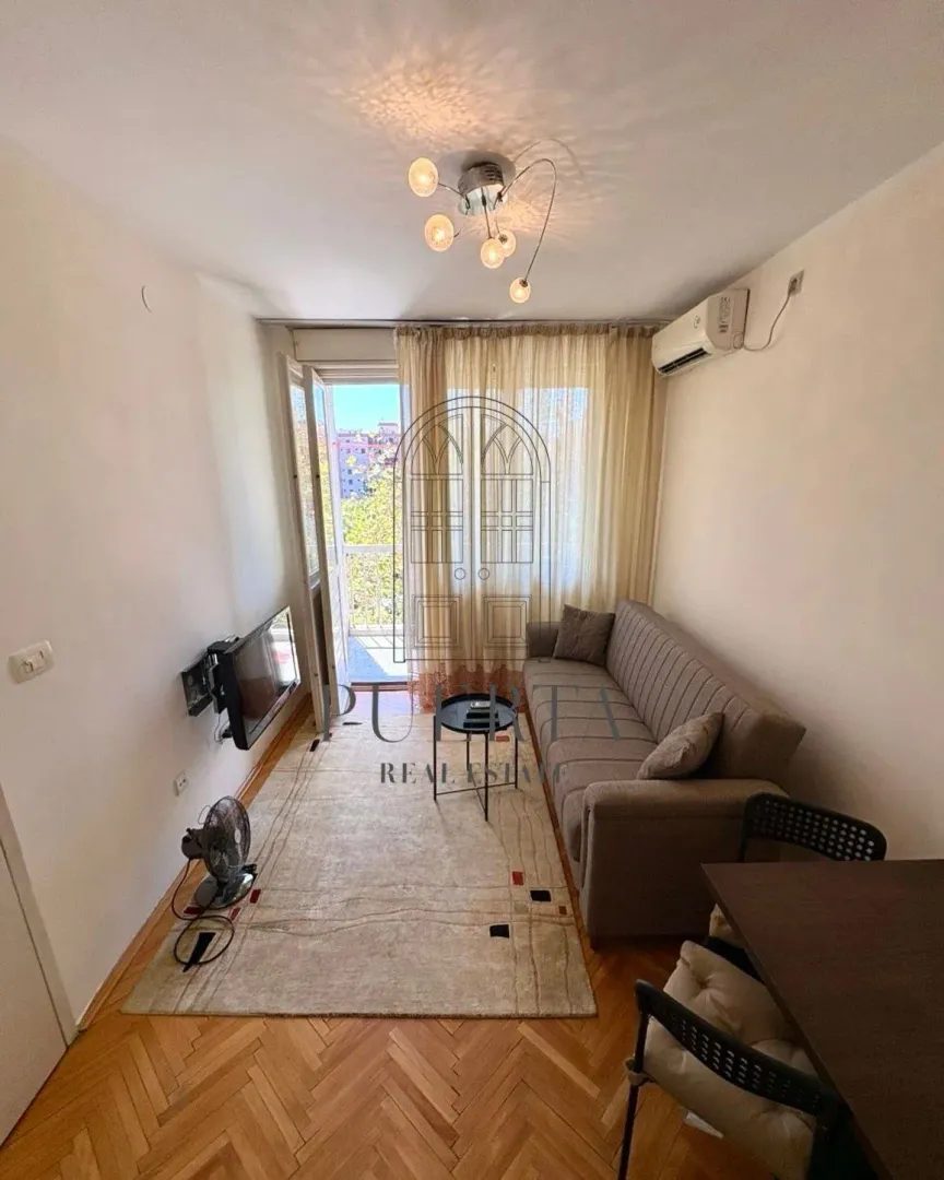 Rent, one bedroom apartment, 38m², Oktobarske Revolucije, Podgorica