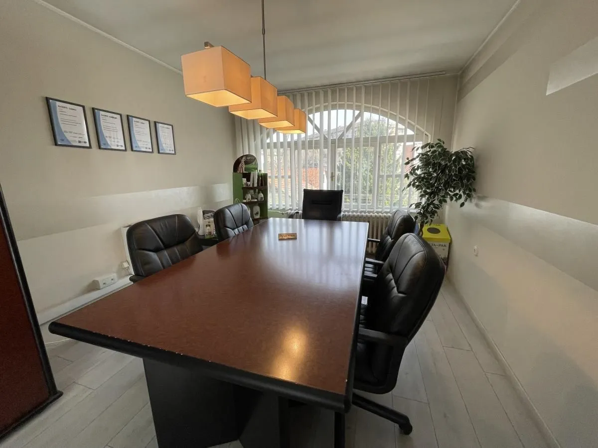 Rent, office space, 120m², Banatić, Novi Sad Sve Podlokacije