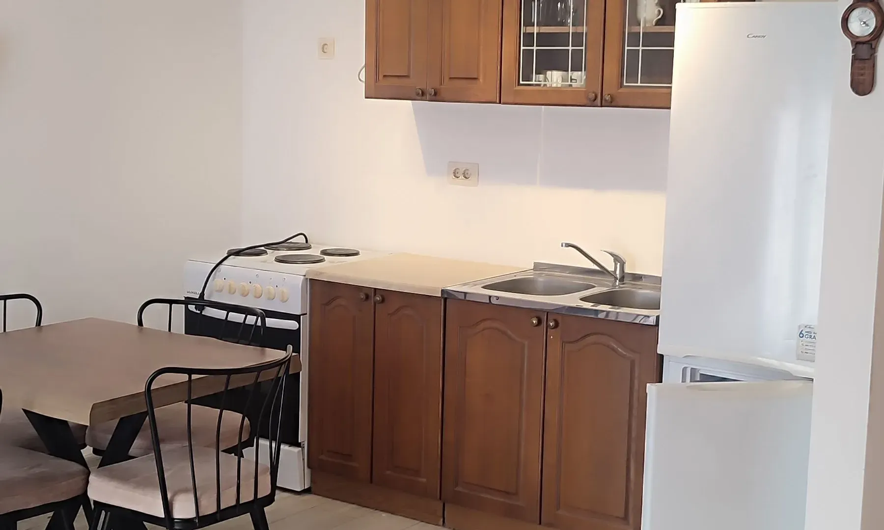 Rent, one bedroom apartment, 44m², Podkošljun, Budva