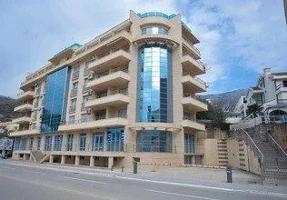 Sale, two bedroom apartment, 83m², Bečići, Budva - image 7