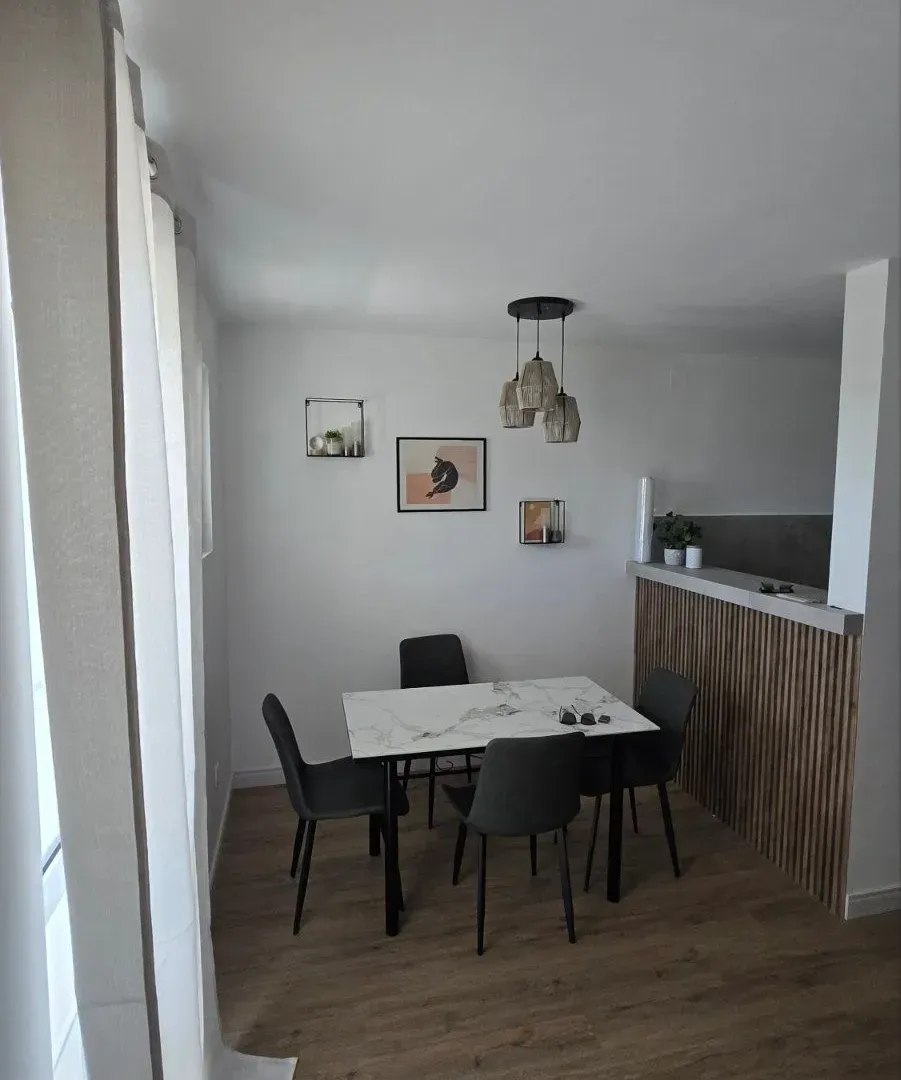 Rent, two bedroom apartment, 60m², Podkošljun, Budva