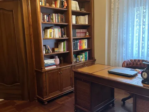 Stan in Vračar Sve Podlokacije