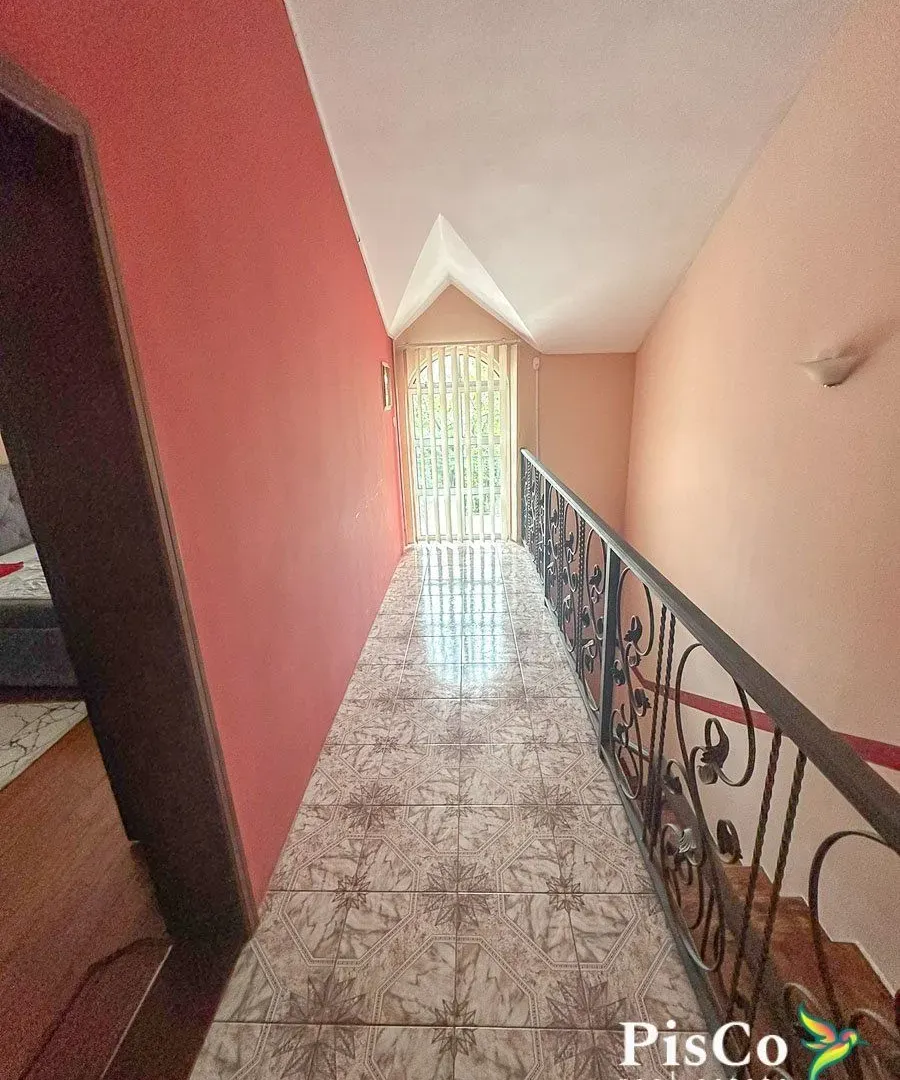 Izdavanje, kuća, 250m², Donja Gorica, Podgorica