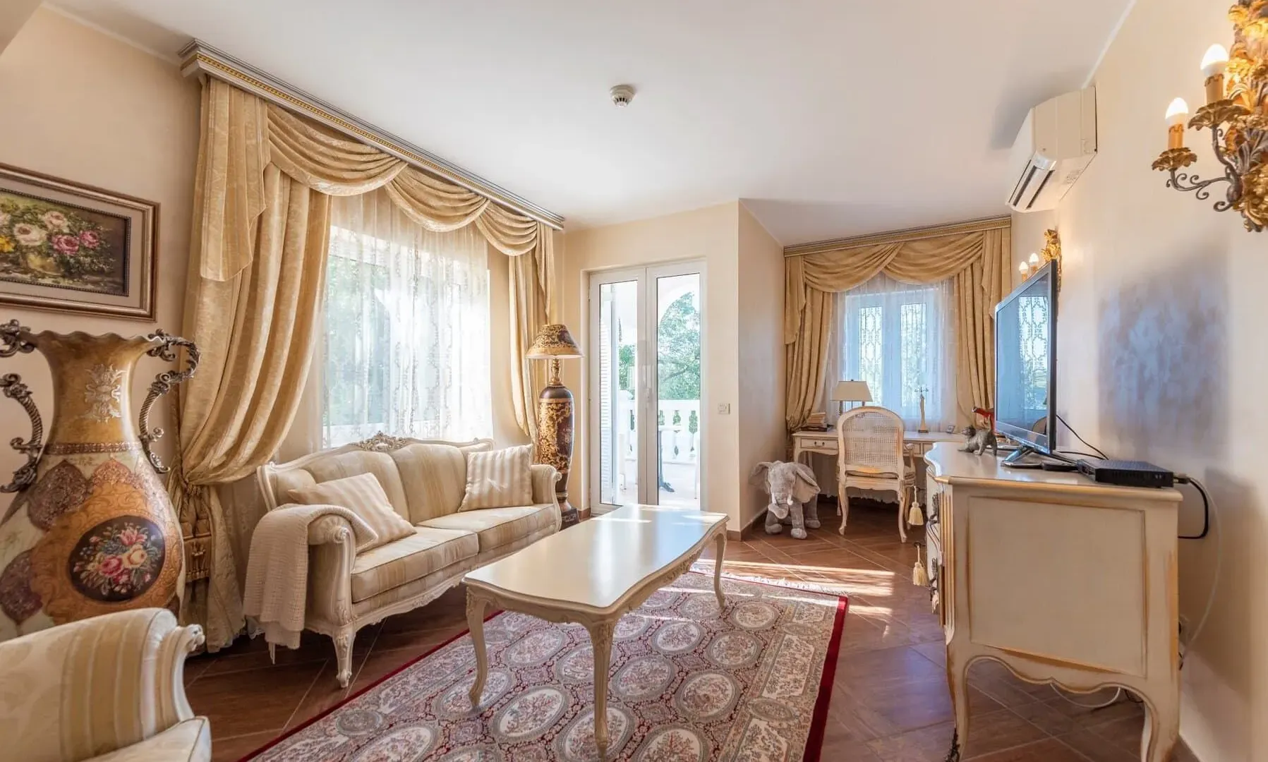Sale, house, 485m², Sveti Stefan, Budva