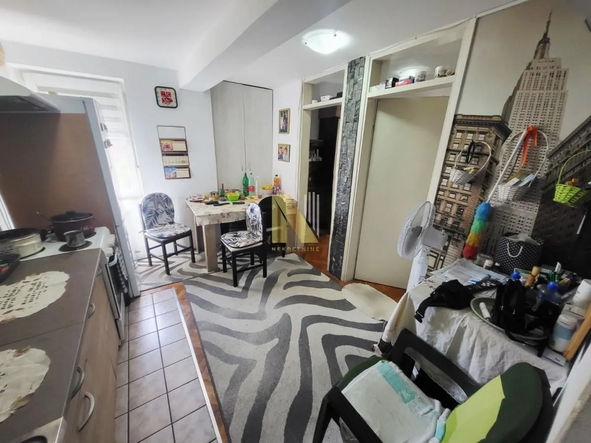 Prodaja, jednosoban stan, 33m², Avijatičarsko naselje, Novi Sad Sve Podlokacije