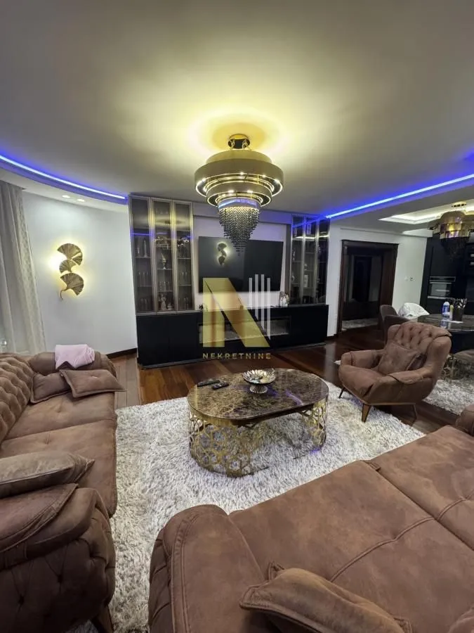 Rent, four bedroom apartment, 116m², Socijalno, Novi Sad Sve Podlokacije