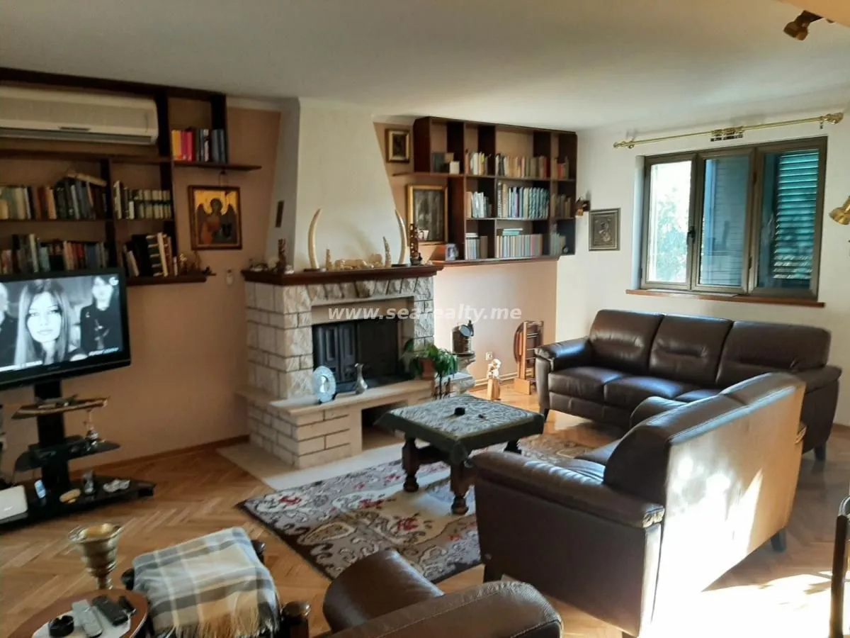 Prodaja, kuća, 650m², Kotor, Crna Gora