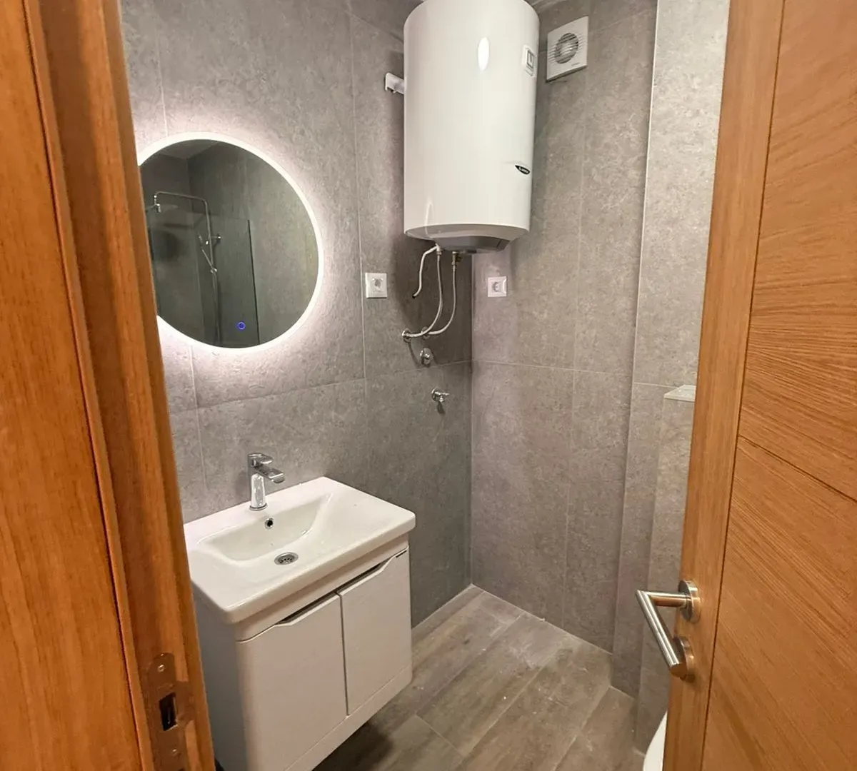 Prodaja, jednosoban stan, 43m², Bečići, Budva
