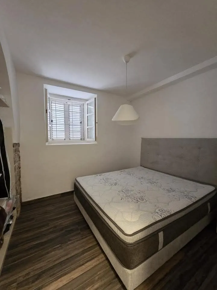 Prodaja, jednosoban stan, 51m², Prčanj, Kotor
