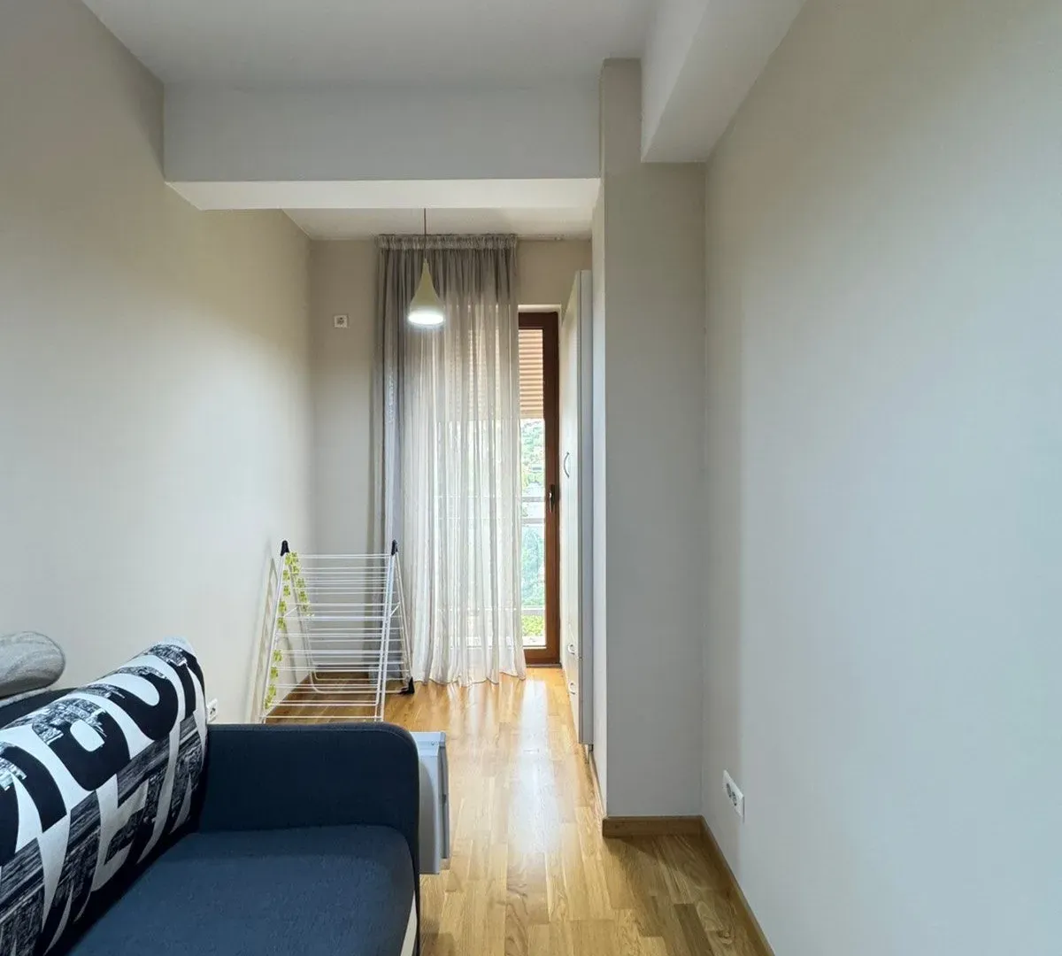 Izdavanje, trosoban stan, 95m², Podgorica, Crna Gora