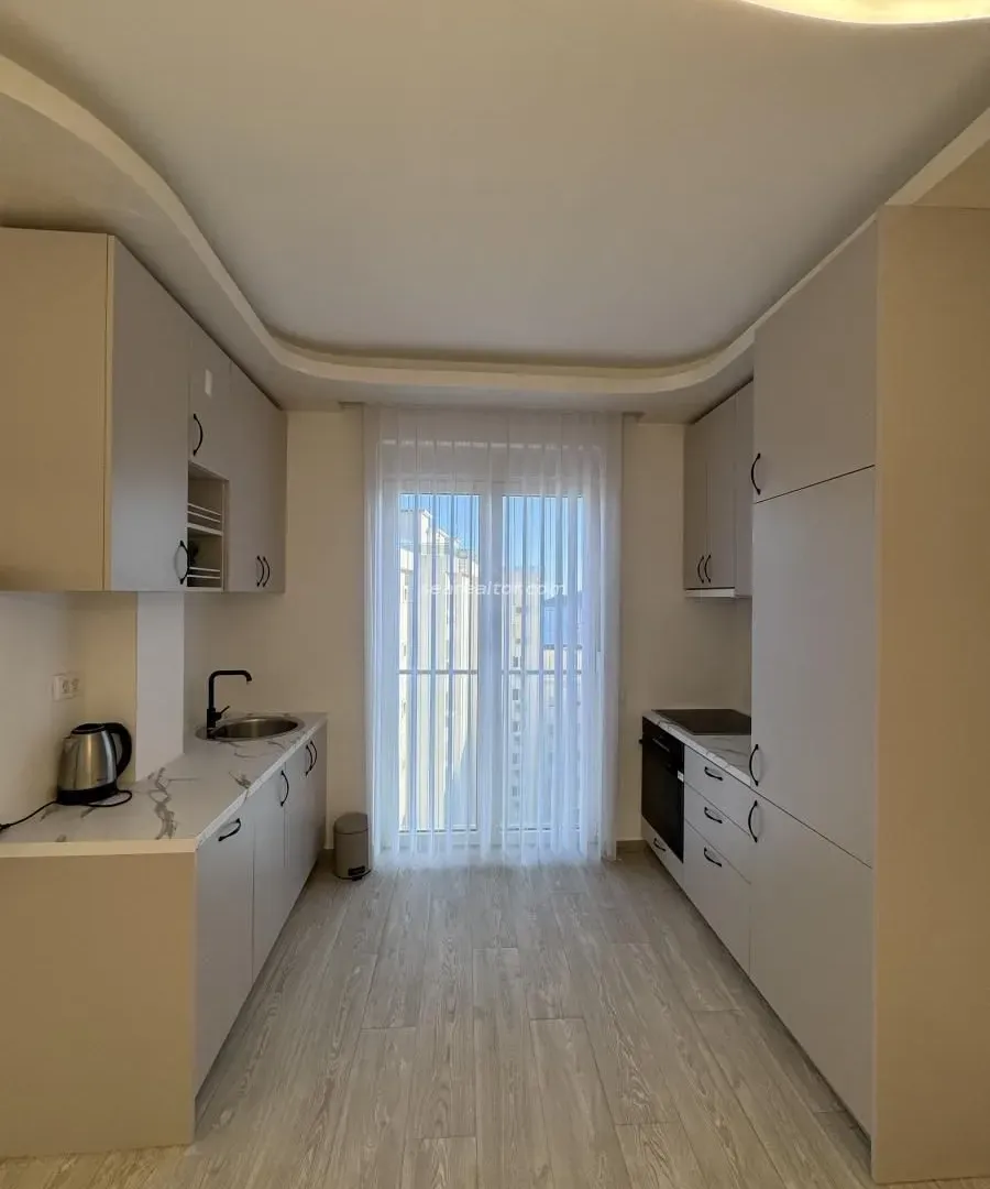Sale, two bedroom apartment, 74m², Bečići, Budva